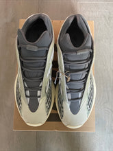 Load image into Gallery viewer, Adidas Yeezy 700 V3 'Fade Salt'