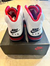 Load image into Gallery viewer, Air Jordan 5 Retro “Black Tongue” size 11.5