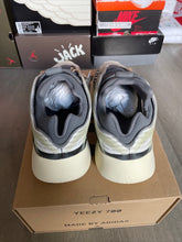 Load image into Gallery viewer, Adidas Yeezy 700 V3 'Fade Salt'
