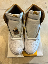 Load image into Gallery viewer, Air Jordan 1 OG Hi W “Metallic Gold” size 13.5W/12M

