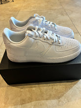 Load image into Gallery viewer, NIKE AIR FORCE 1 “MAMBA” SIZE 10
