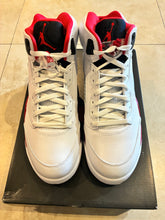 Load image into Gallery viewer, Air Jordan 5 Retro “Black Tongue” size 11.5
