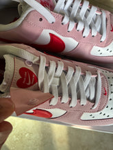 Load image into Gallery viewer, Nike Air Force 1 '07 QS 'Tulip Pink'
