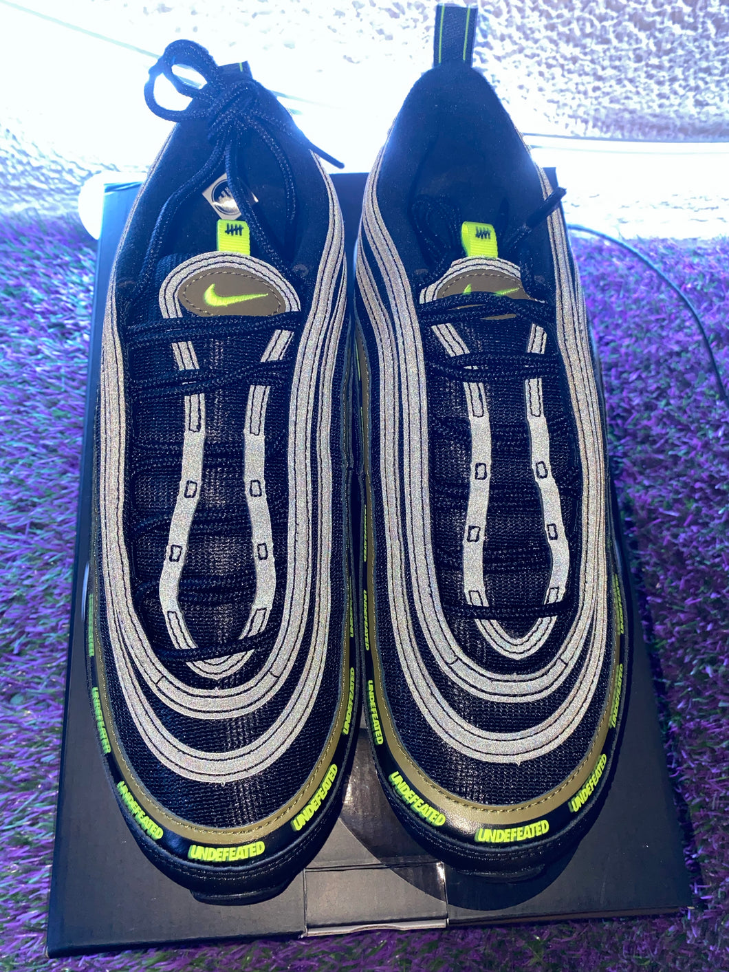 Nike Air Max 97 Undefeated size 9
