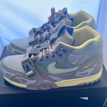 Load image into Gallery viewer, Nike Air Trainer 1 SP size 11.5 *preowned*
