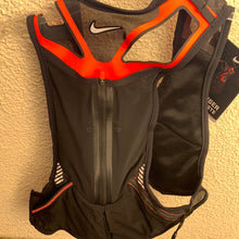Load image into Gallery viewer, Nike Kiger Training Vest Unisex L
